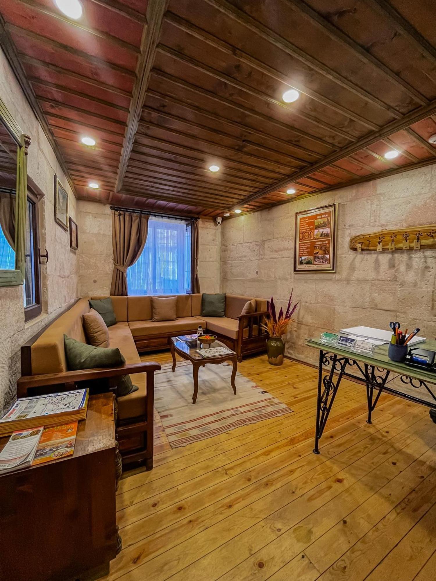 Sora Cave Hotel Гьореме Екстериор снимка